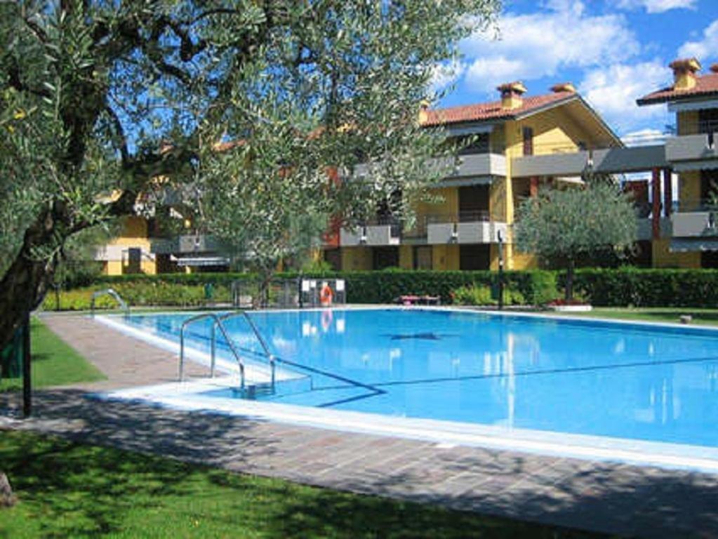 דירות סירמיונה Discovery Flat With Pool & Bikes מראה חיצוני תמונה